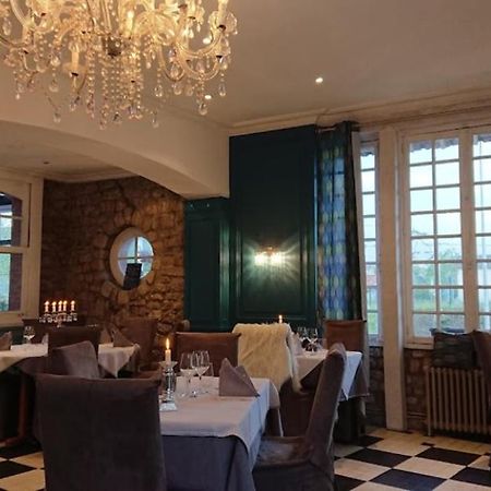 Logis Hotel Restaurant L'Auberge Normande Карантан Екстер'єр фото