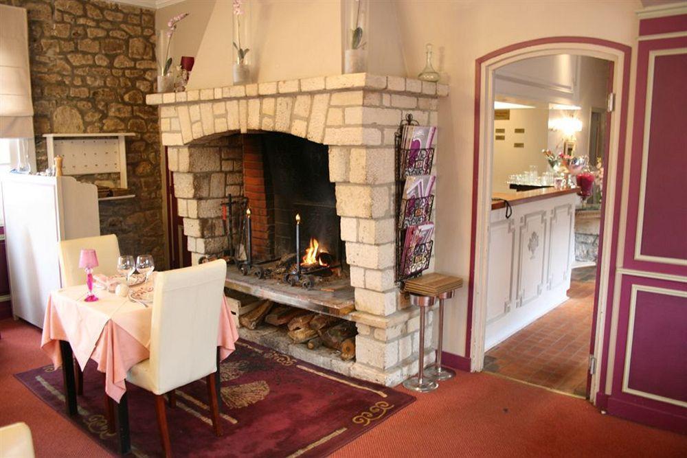 Logis Hotel Restaurant L'Auberge Normande Карантан Екстер'єр фото